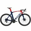 Vélo Route TREK Madone SLR 7 ETap Bleu Rouge -Accessoires Vélo Importe Boutique trek22 madslr7ebr56 Velo Route TREK Madone SLR 7 eTap Bleu Rouge 1x1200